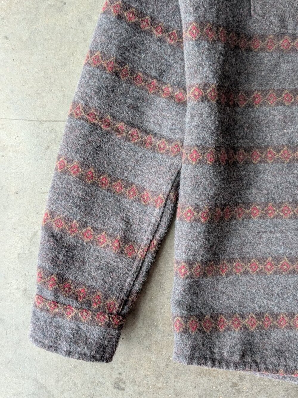 Roark Nordsman Flannel Shirt Jacket Shacket Gray Red Striped Wool Blend medium - Picture 5 of 9